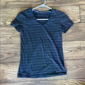 Under Armour V-Neck